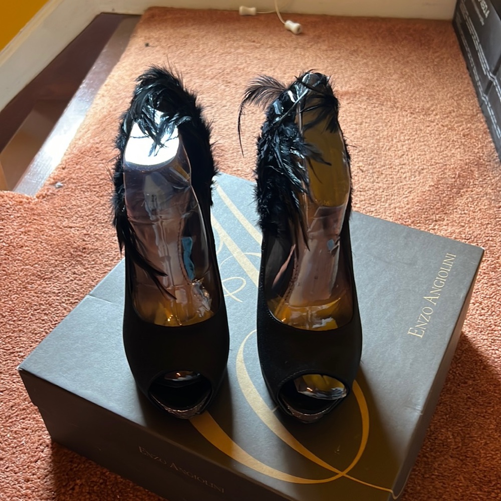 Women’s-Enzo Angiolini “Torrez” Pump black